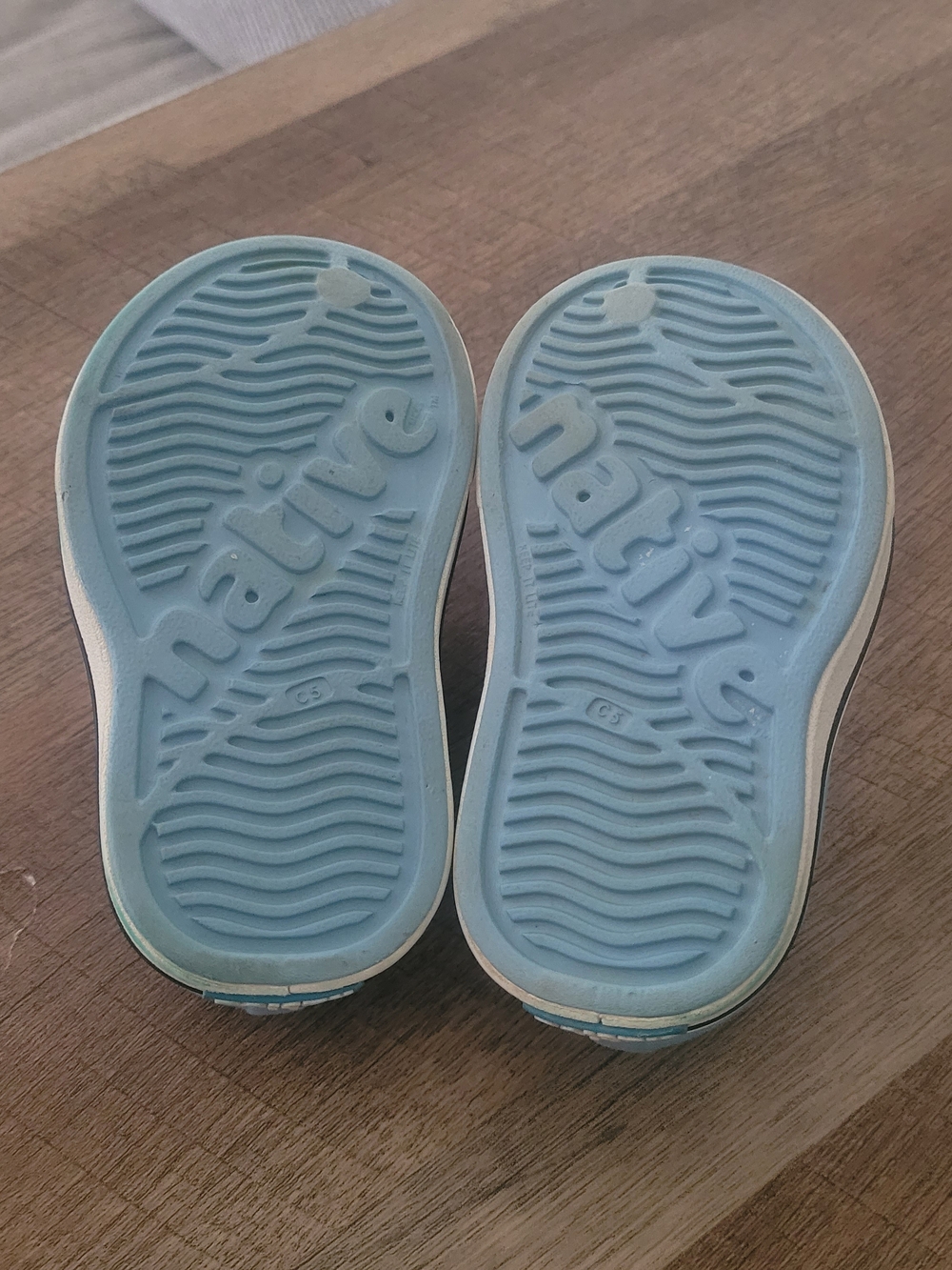 Native Shoes, C5 - Picture 3 of 3